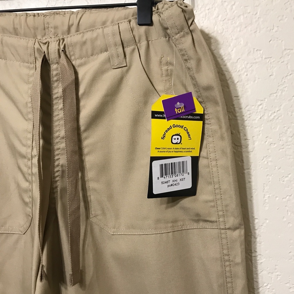 Wonder Wink Khaki XS Tall Scrub bottoms